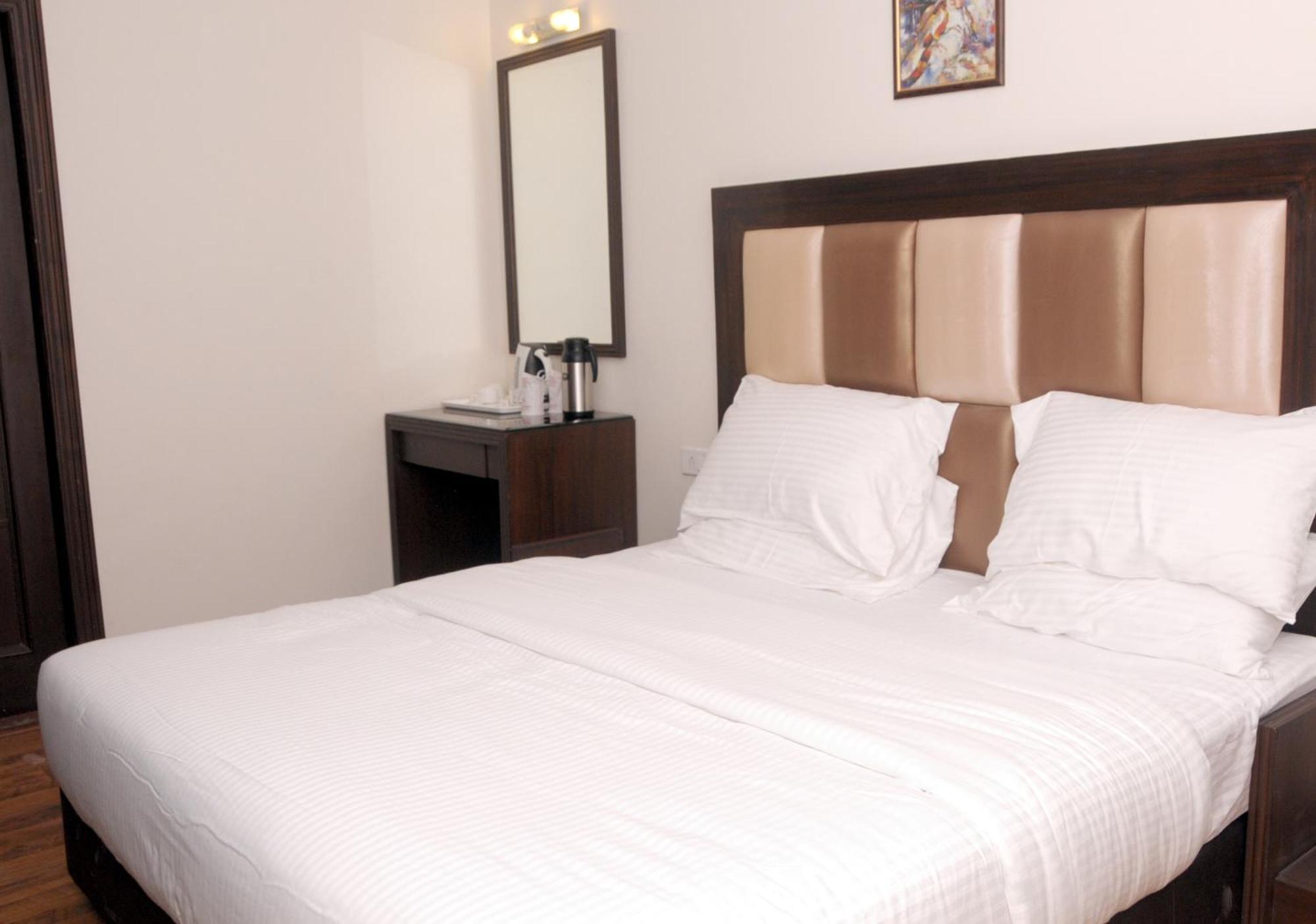 Hotel Prems Paradise أمريتسار المظهر الخارجي الصورة
