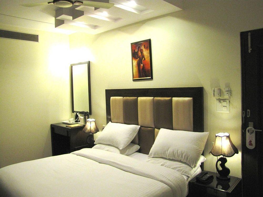 Hotel Prems Paradise أمريتسار المظهر الخارجي الصورة