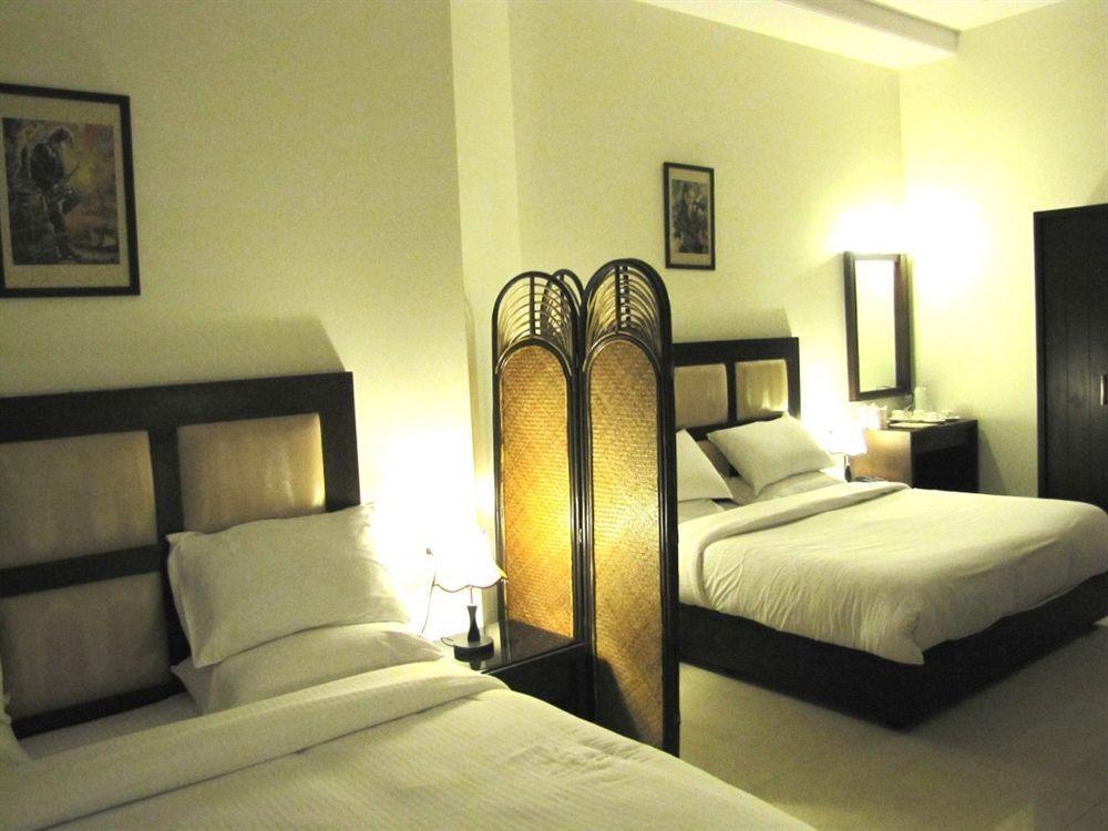 Hotel Prems Paradise أمريتسار المظهر الخارجي الصورة