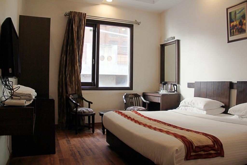 Hotel Prems Paradise أمريتسار الغرفة الصورة