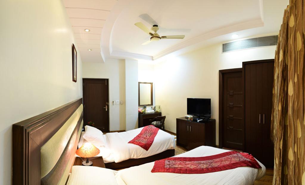 Hotel Prems Paradise أمريتسار المظهر الخارجي الصورة