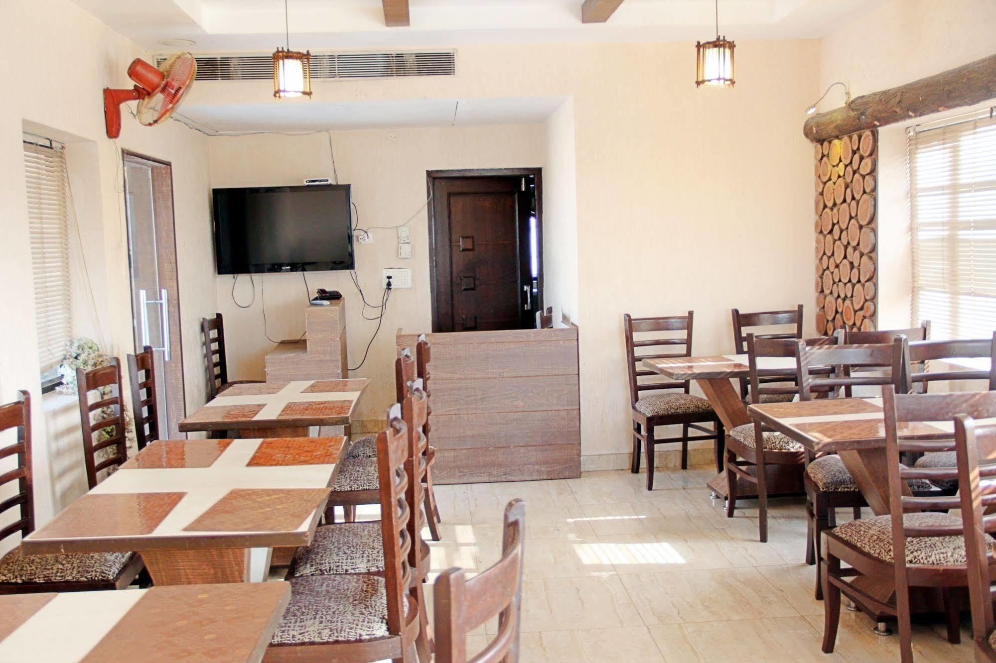 Hotel Prems Paradise أمريتسار المظهر الخارجي الصورة