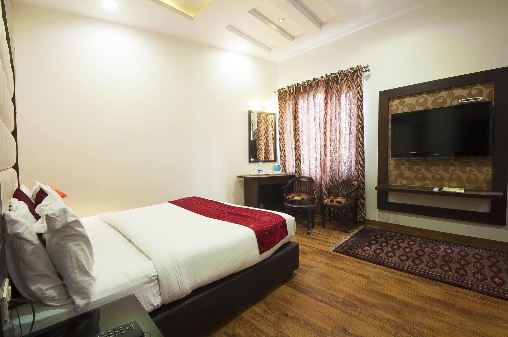 Hotel Prems Paradise أمريتسار المظهر الخارجي الصورة