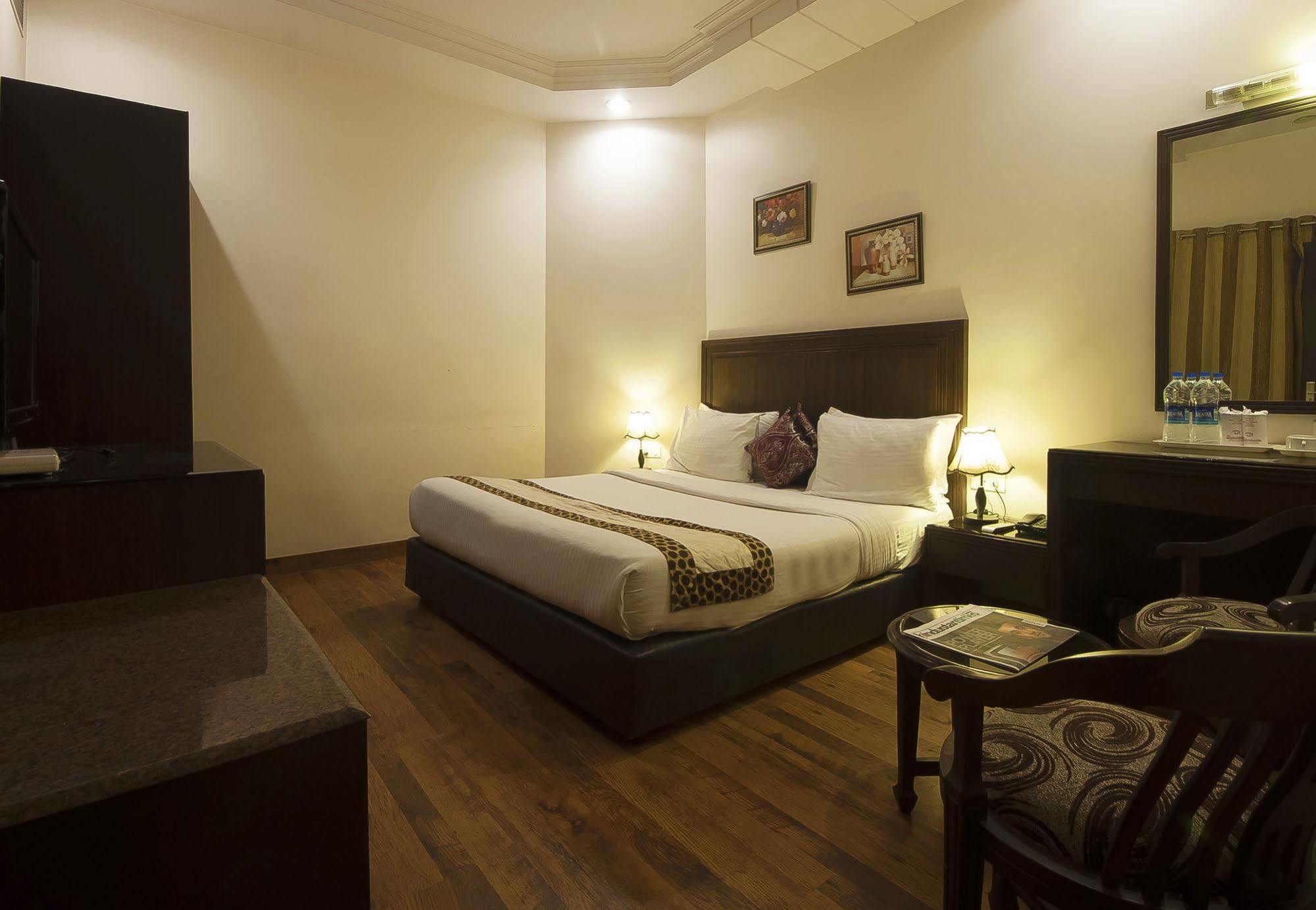 Hotel Prems Paradise أمريتسار المظهر الخارجي الصورة